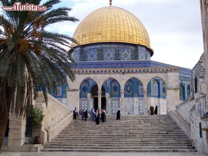 La Cupola della Roccia o Moschea Roccia a Gerusalemme 